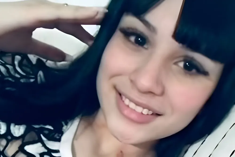 MAITENA CANDELARIA BENITEZ