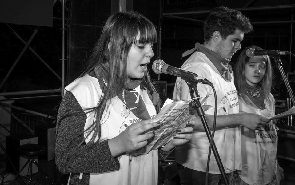 29511696_2009688725960730_6841515254400922473_n